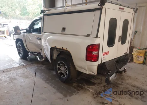 2013 Chevrolet Silverado 1500 Work Truck z USA, uszkodzony, nr VIN 1GCNCPEX4DZ173307